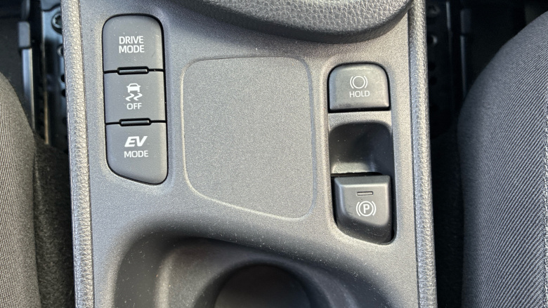 Toyota Yaris Cross 1.5 Hybrid Design 5dr CVT Hybrid Estate